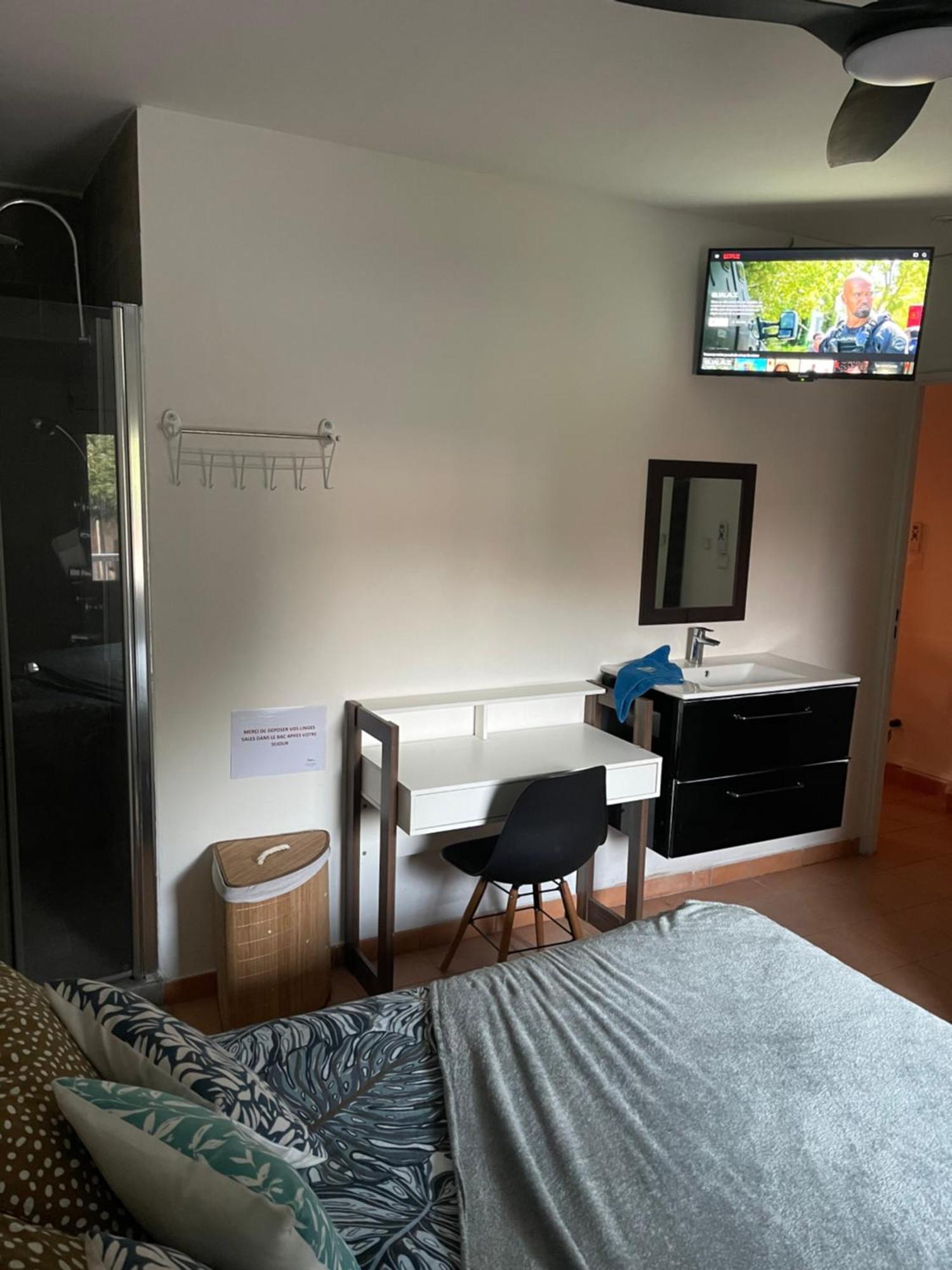 Casa Coliving Avec Chambre Salle De Bain Individuelles Privatives Saint Pierre Exterior foto